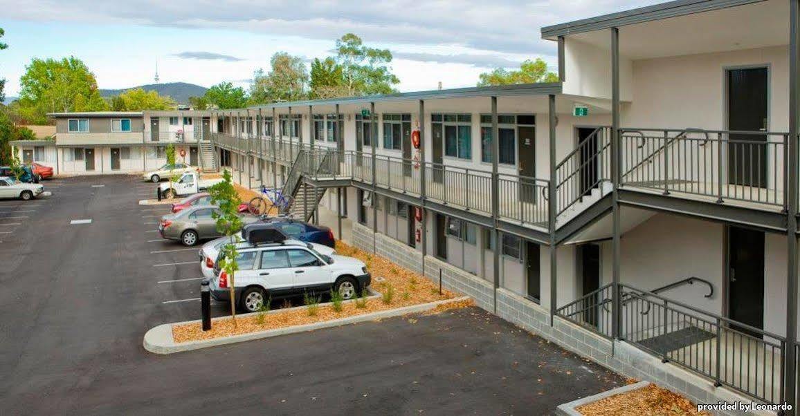 Ibis Styles Canberra Tall Trees Exterior foto